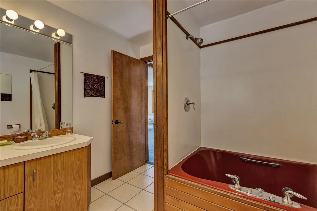 59 Pico Road Lyme NH 03768