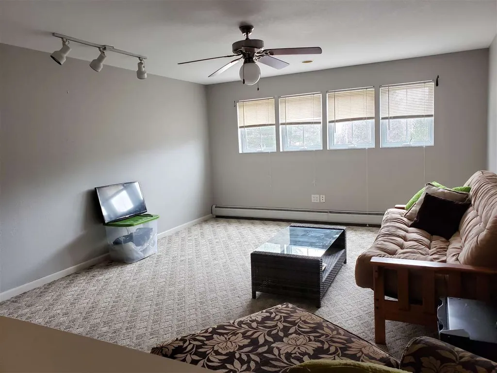 20 Cherry Lane Newport City VT 05855