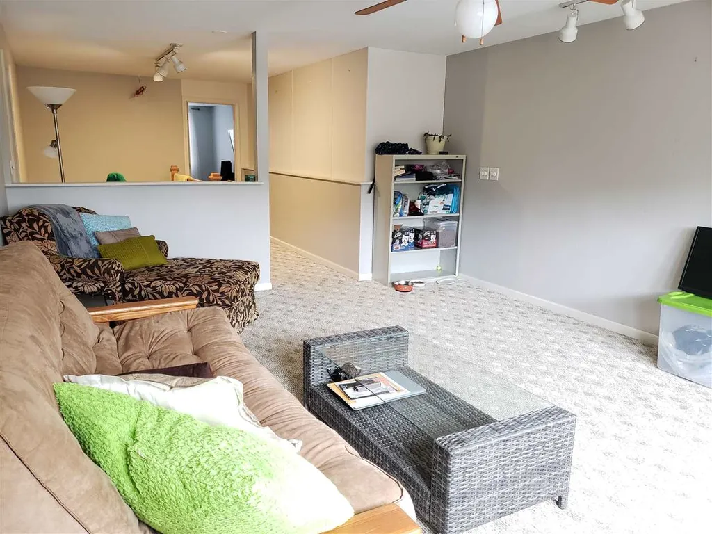 20 Cherry Lane Newport City VT 05855
