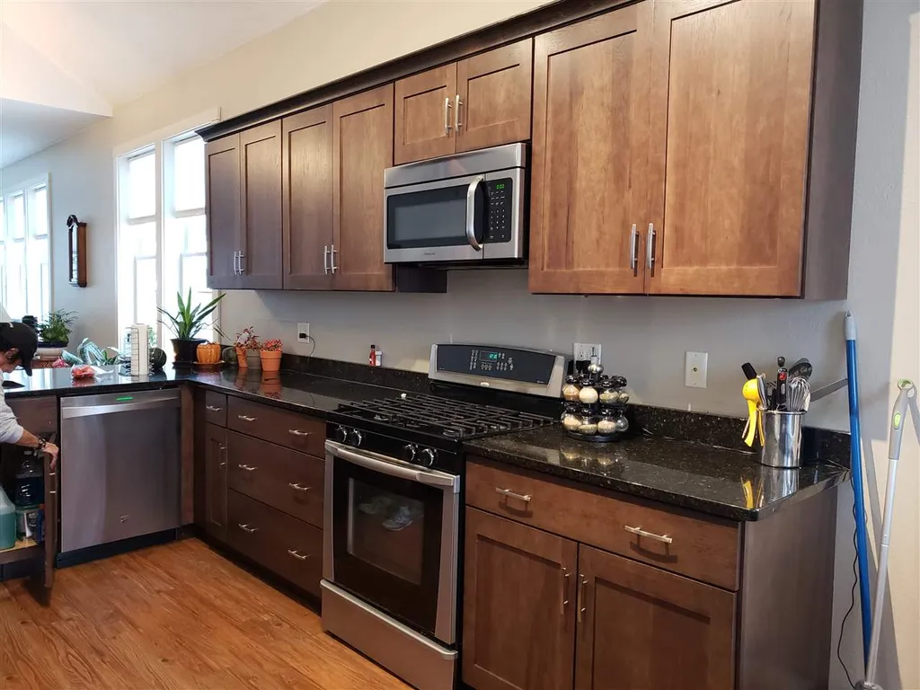 20 Cherry Lane Newport City VT 05855