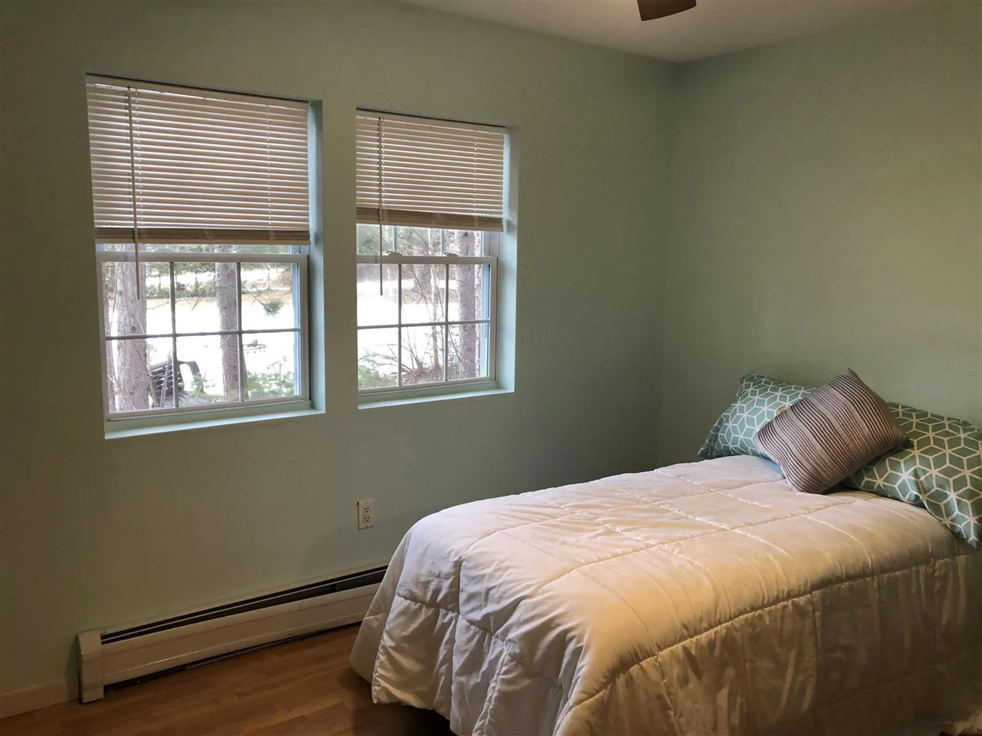 20 Cherry Lane Newport City VT 05855