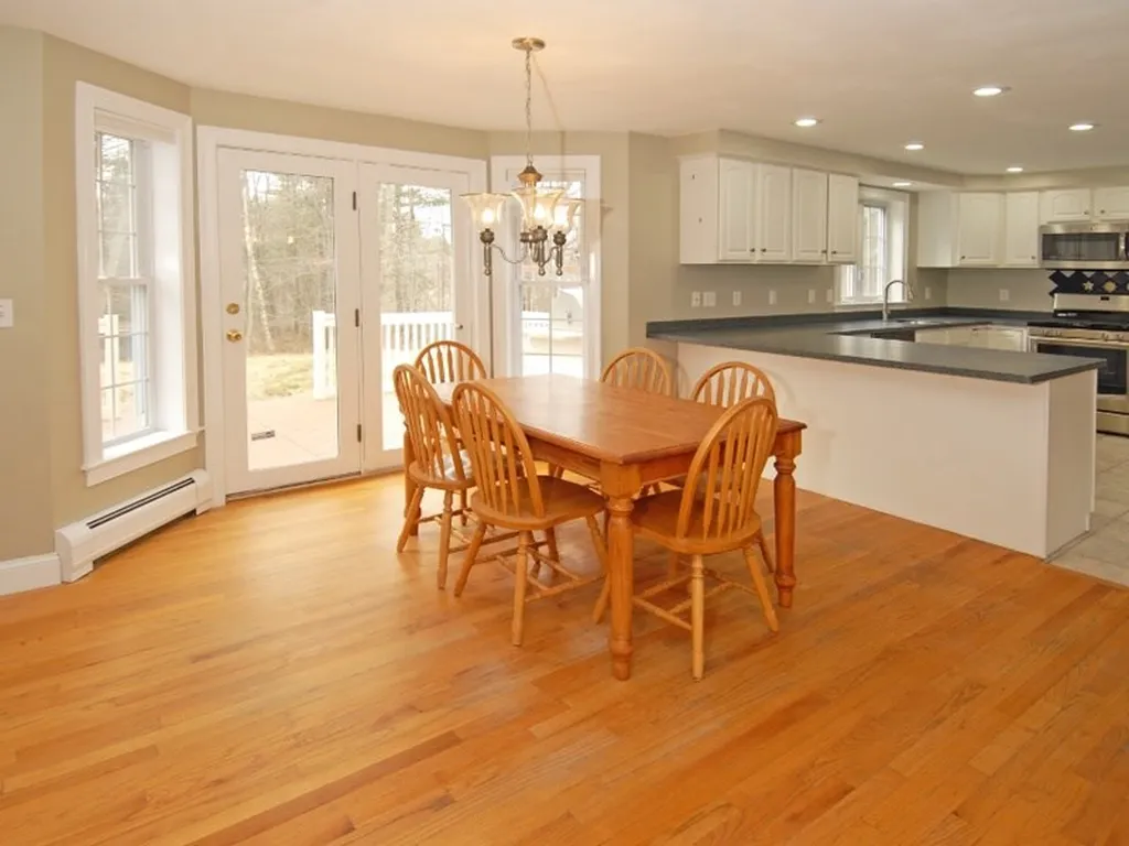 27 Wallace Drive Dover NH 03820
