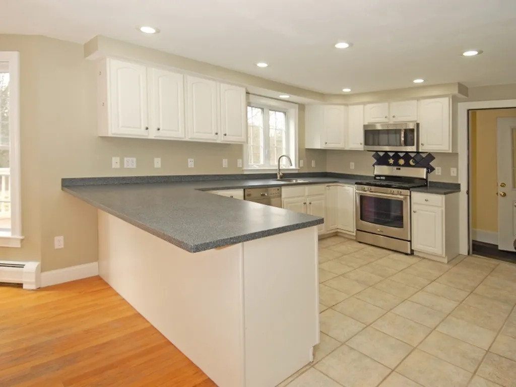 27 Wallace Drive Dover NH 03820