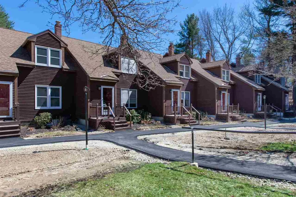 74 Bellamy Woods Dover NH 03820