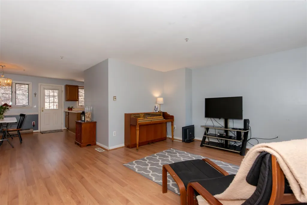 74 Bellamy Woods Dover NH 03820
