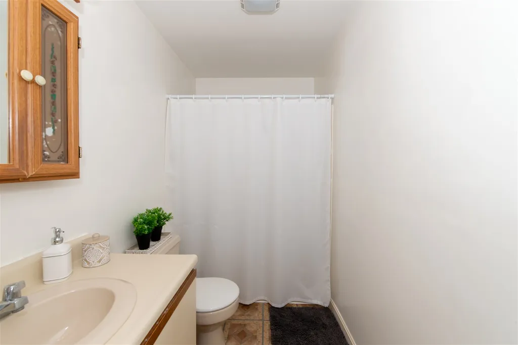 74 Bellamy Woods Dover NH 03820