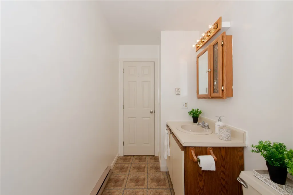 74 Bellamy Woods Dover NH 03820