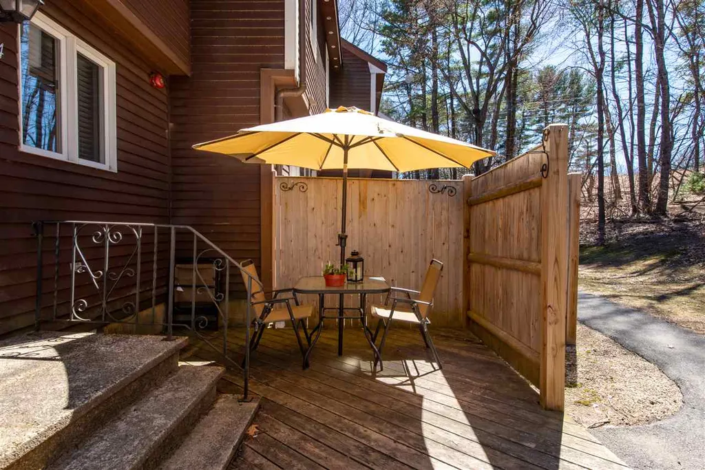 74 Bellamy Woods Dover NH 03820