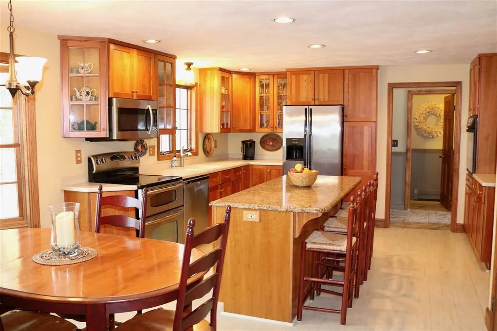 6 Orchard Drive Hampton Falls NH 03844