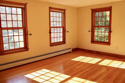 6 Orchard Drive Hampton Falls NH 03844