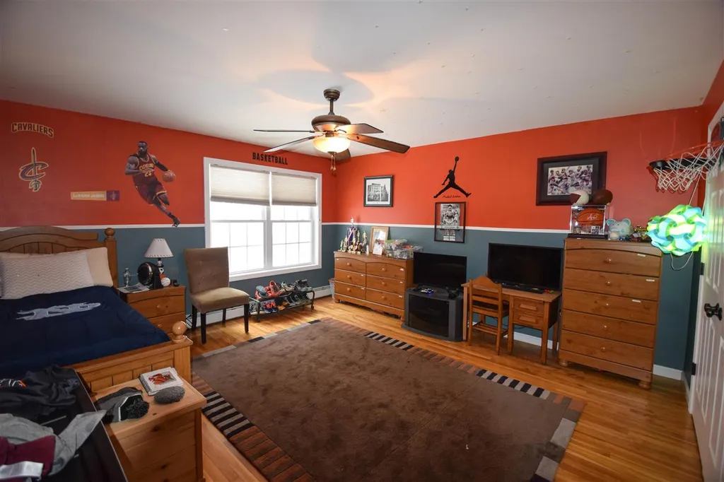 17 Clifford Drive Milton VT 05468