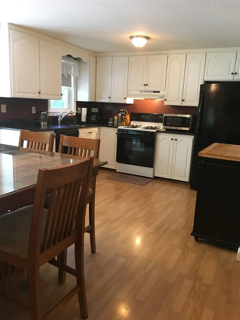 60 Cota Road Merrimack NH 03054