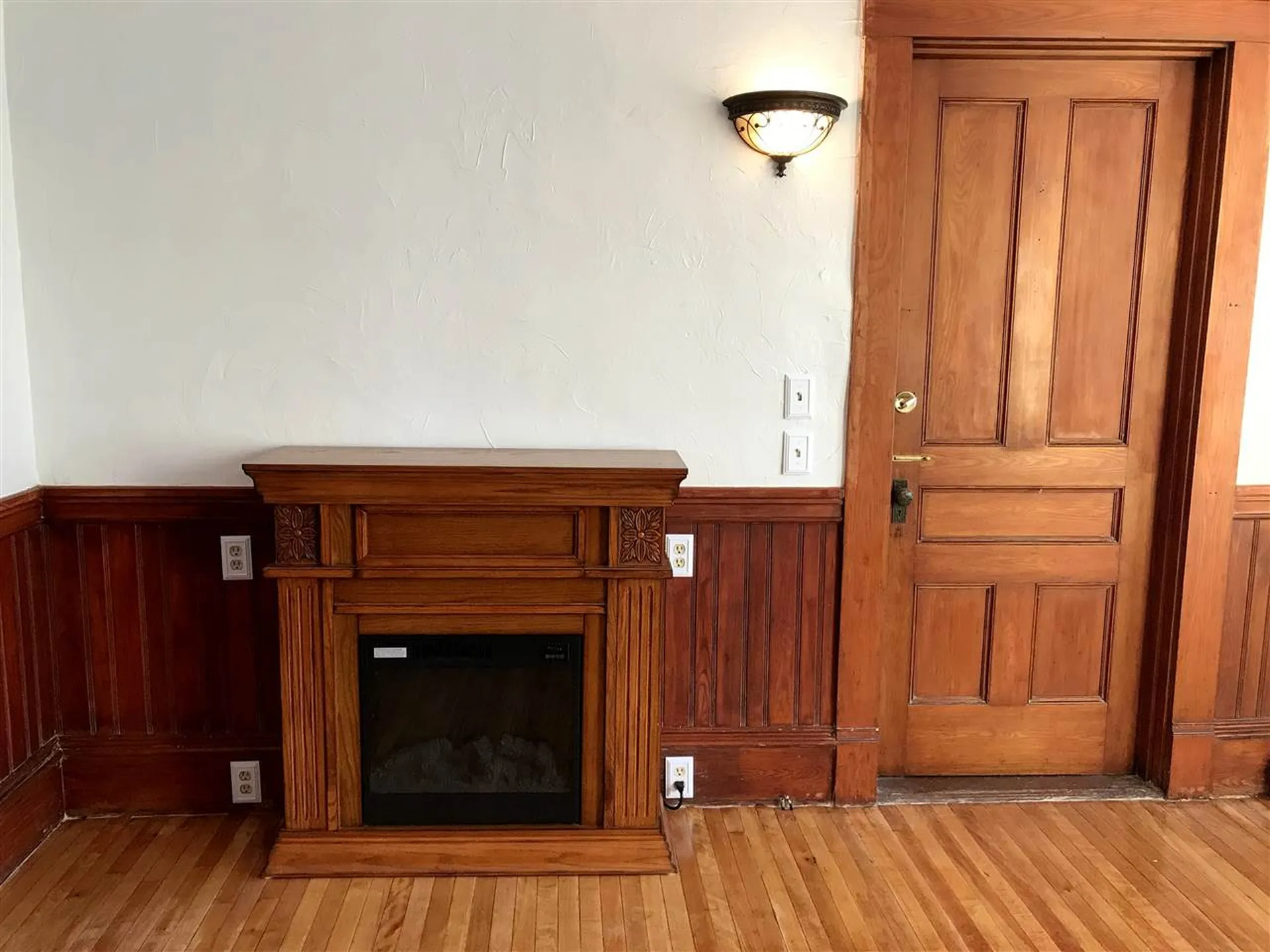 147 Pleasant Street Laconia NH 03246