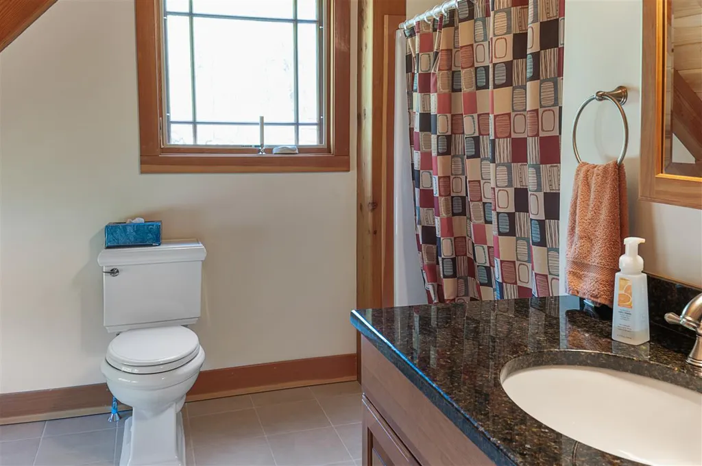 48 Summit Drive Lyndeborough NH 03082