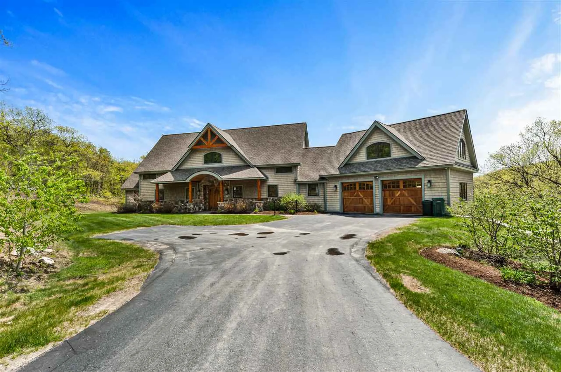 48 Summit Drive Lyndeborough NH 03082