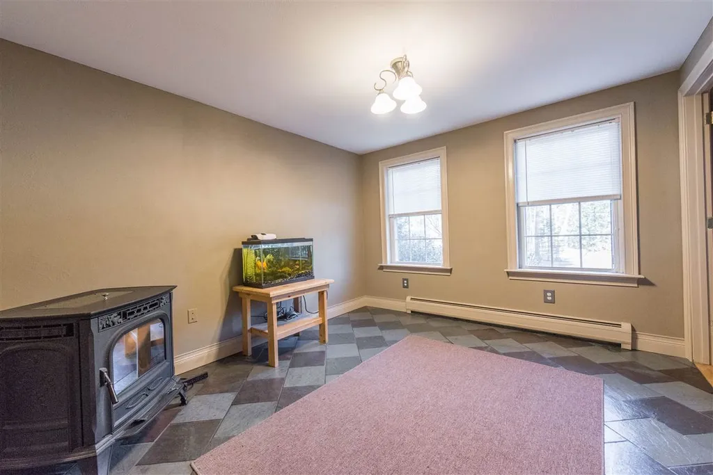 587 Deer Meadow Road Webster NH 03303