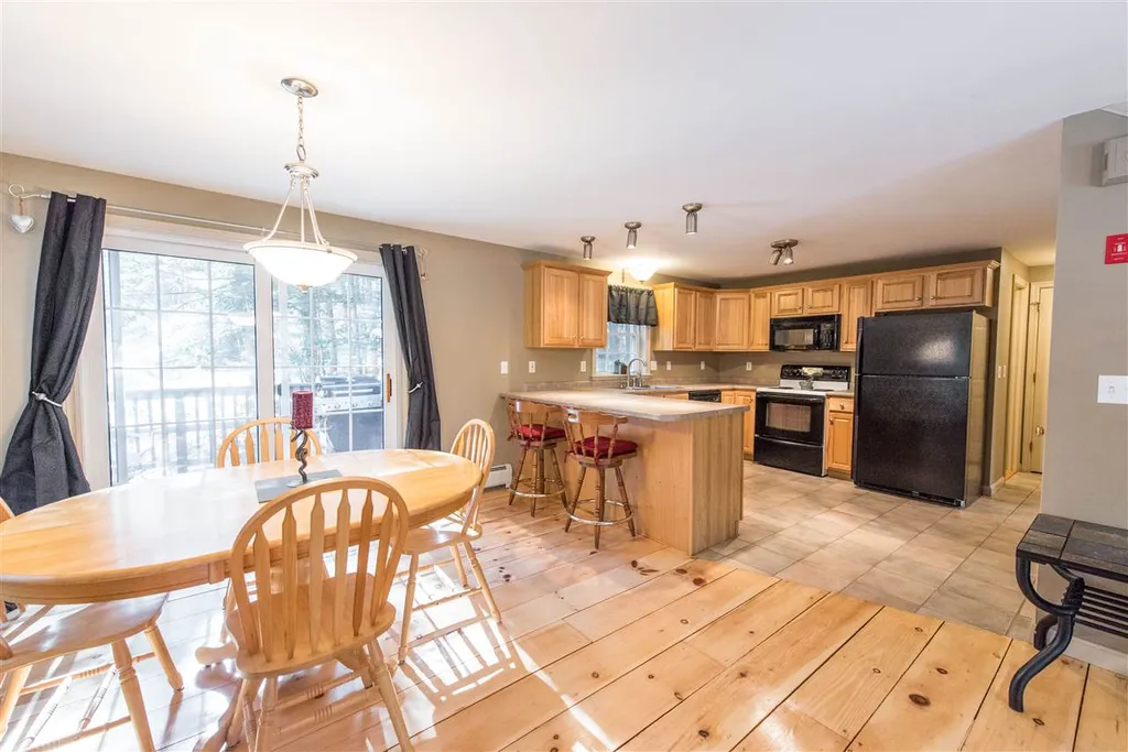 587 Deer Meadow Road Webster NH 03303