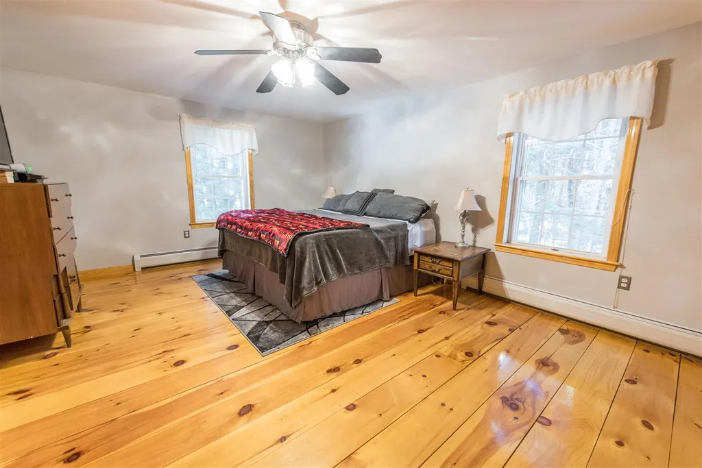 587 Deer Meadow Road Webster NH 03303