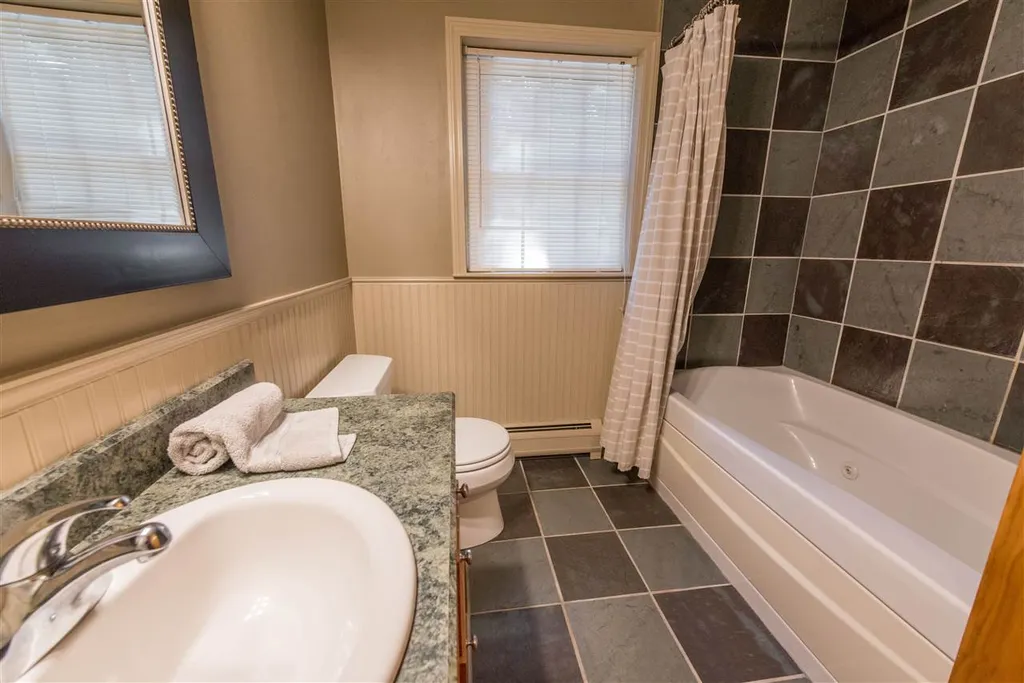 587 Deer Meadow Road Webster NH 03303