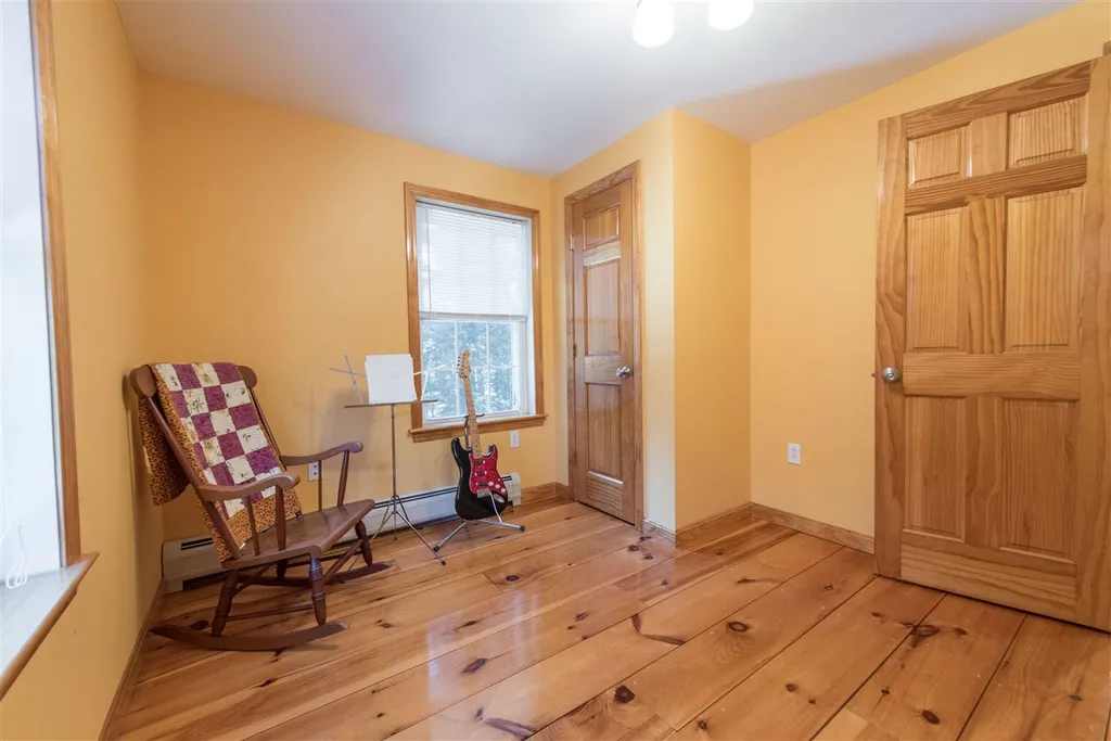 587 Deer Meadow Road Webster NH 03303