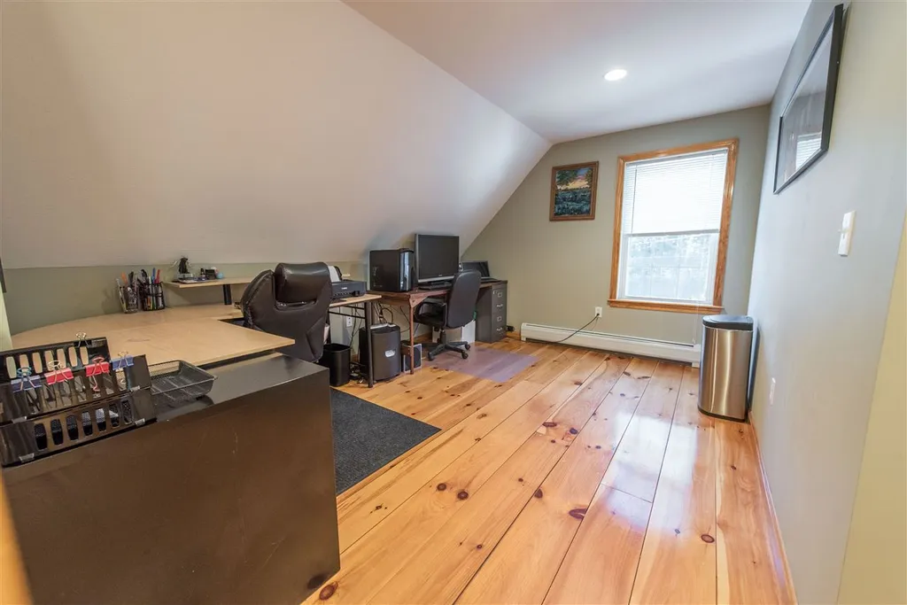587 Deer Meadow Road Webster NH 03303