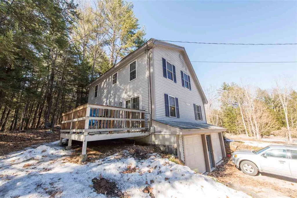 587 Deer Meadow Road Webster NH 03303