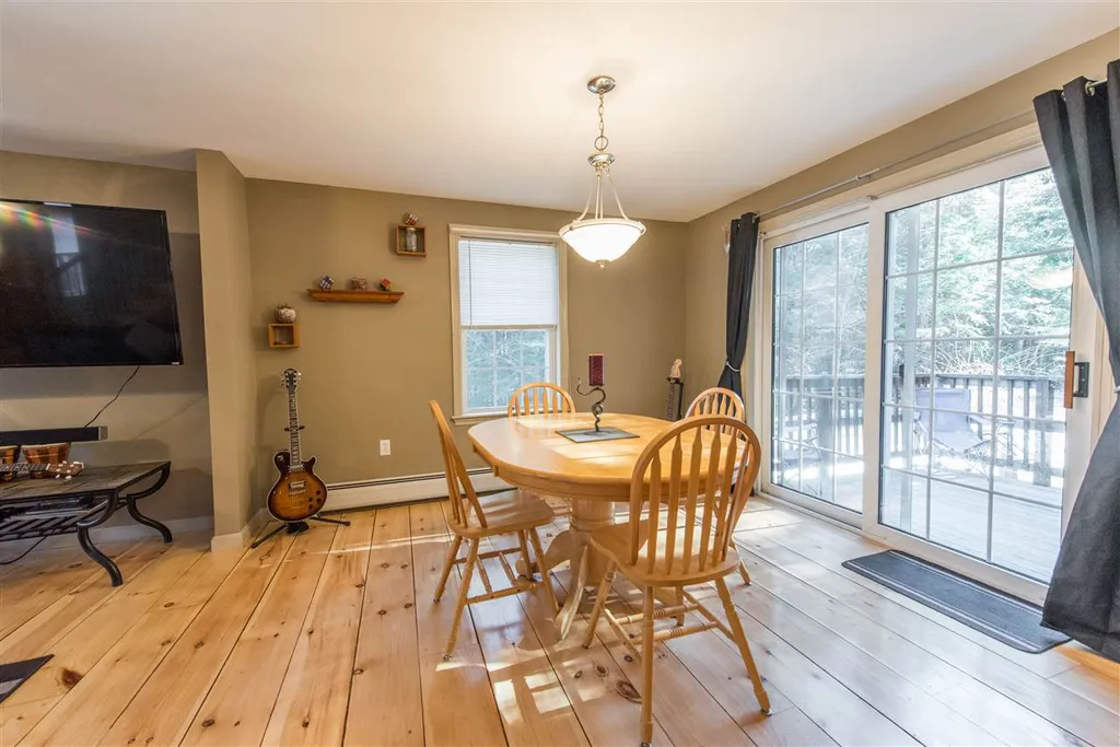 587 Deer Meadow Road Webster NH 03303