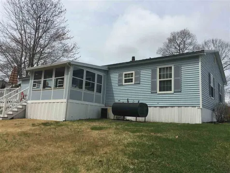 18 Lanai Drive Rochester NH 03867