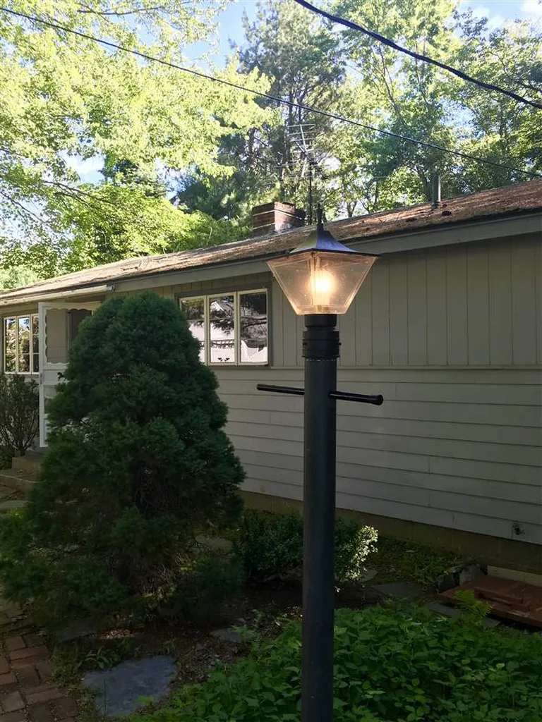 15 Robin Lane Hampton NH 03842