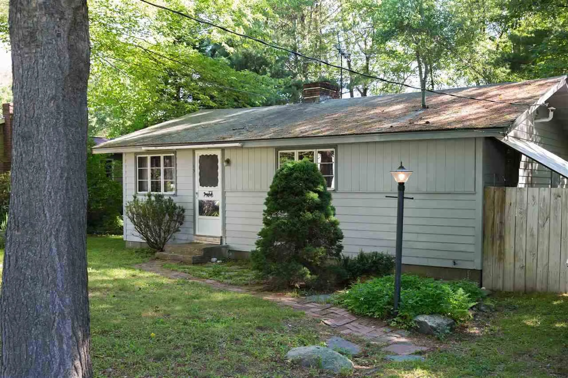 15 Robin Lane Hampton NH 03842