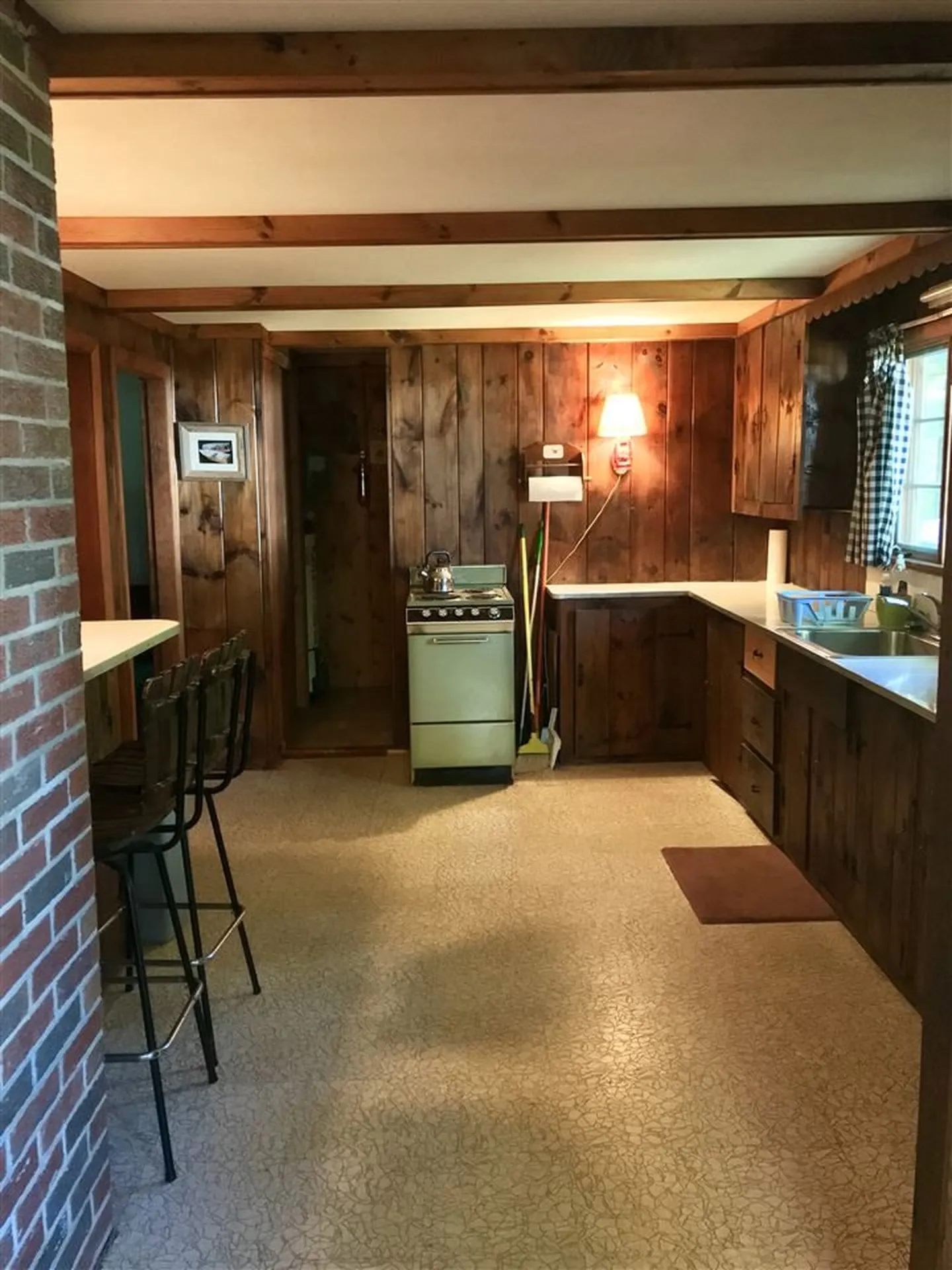 15 Robin Lane Hampton NH 03842