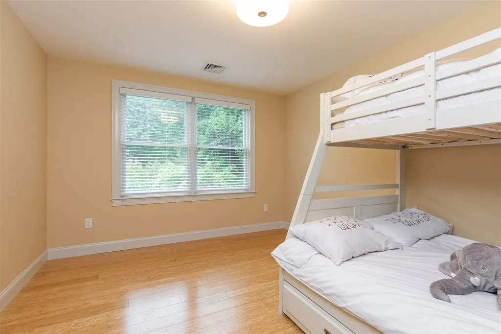 940 Washington Road Rye NH 03870