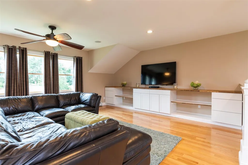 940 Washington Road Rye NH 03870