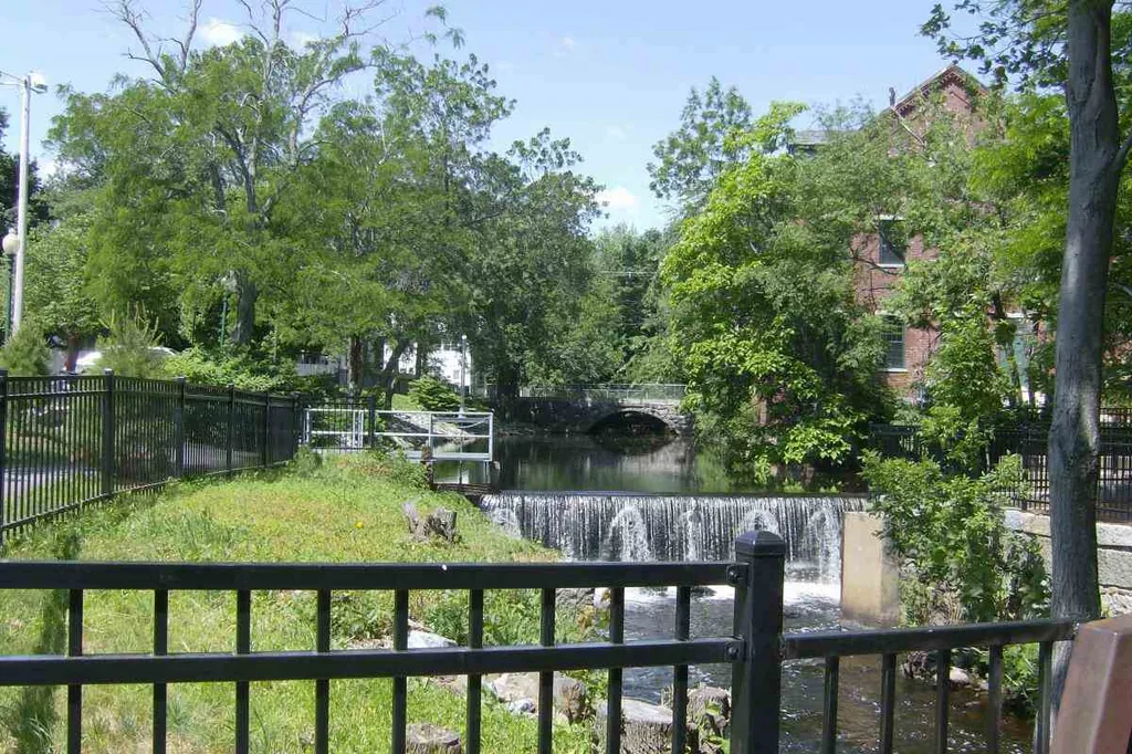 60 Merrimac Street Amesbury MA 01913