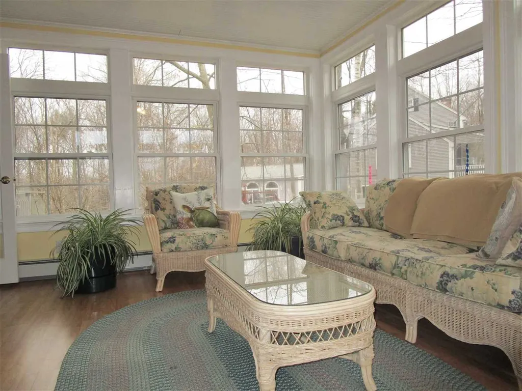 31 Redcoat Drive Hampstead NH 03841