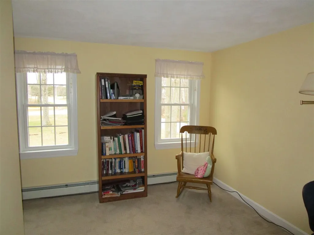 31 Redcoat Drive Hampstead NH 03841