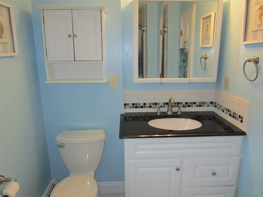 31 Redcoat Drive Hampstead NH 03841
