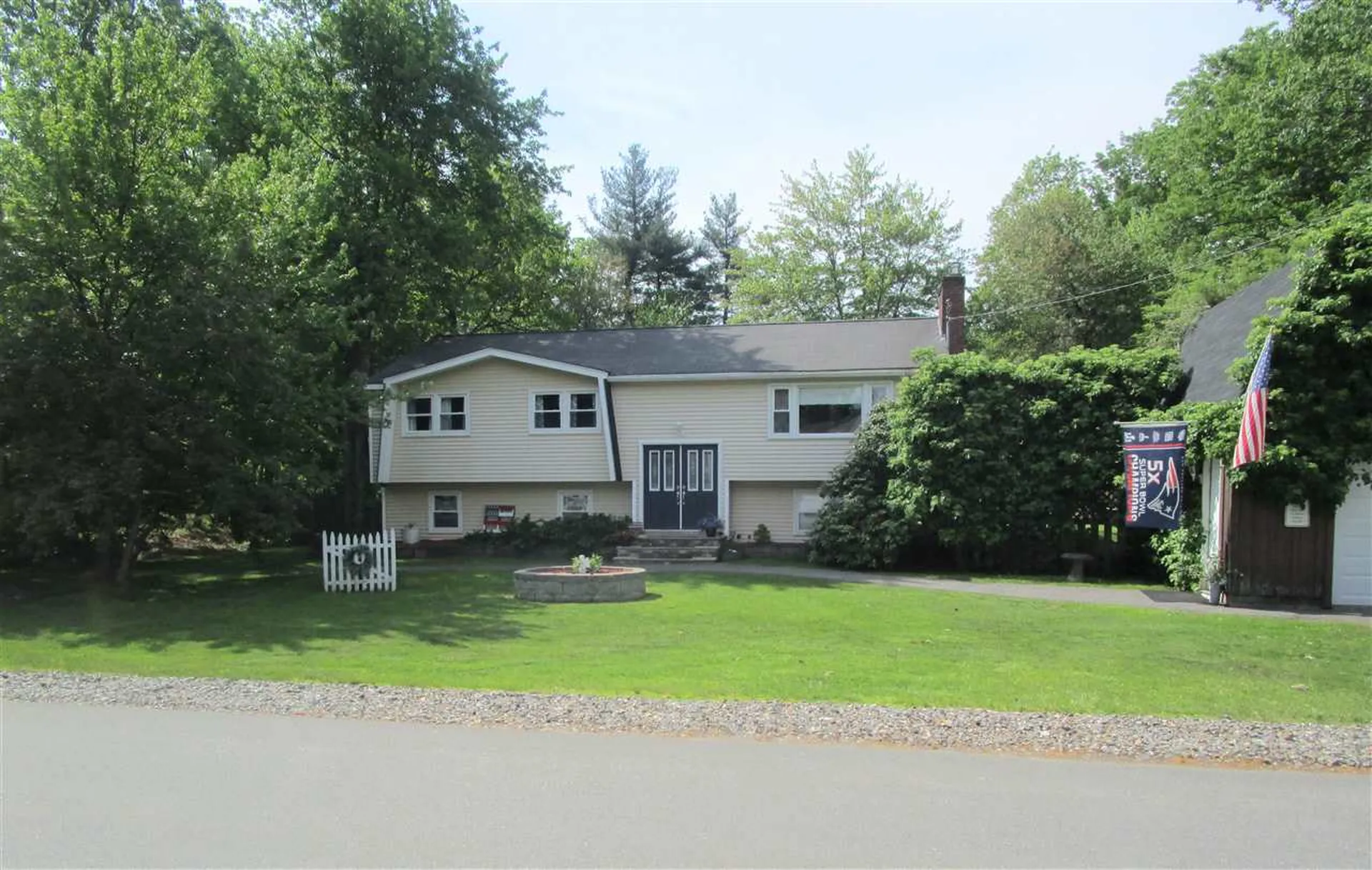 1 Skylark Drive Derry NH 03038