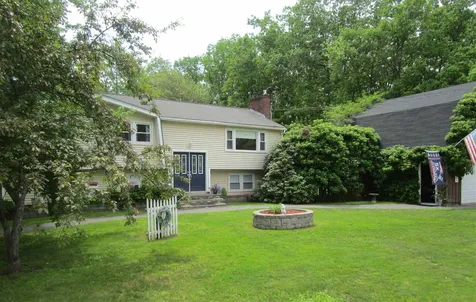 1 Skylark Drive Derry NH 03038