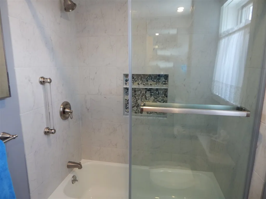 48 South Village Road Warren VT 05674
