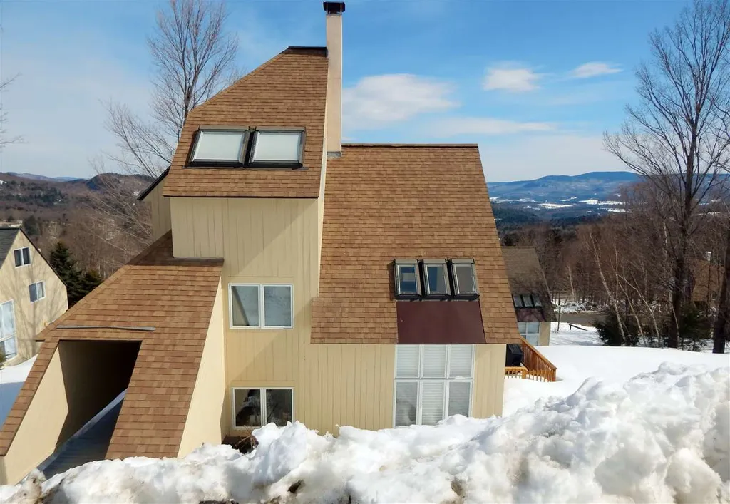 48 South Village Road Warren VT 05674