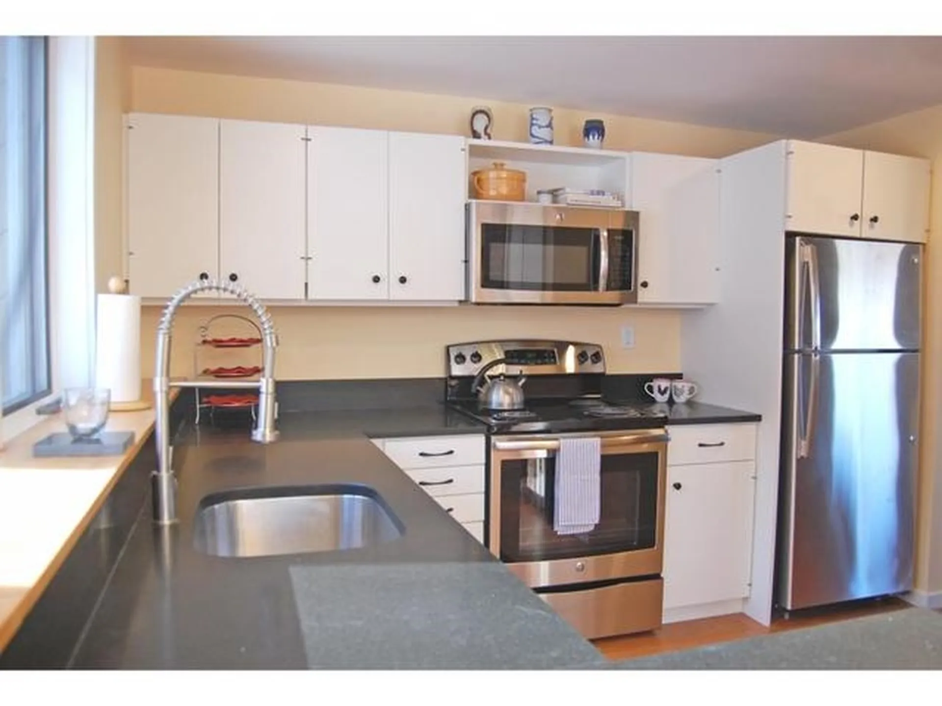 48 South Village Road Warren VT 05674