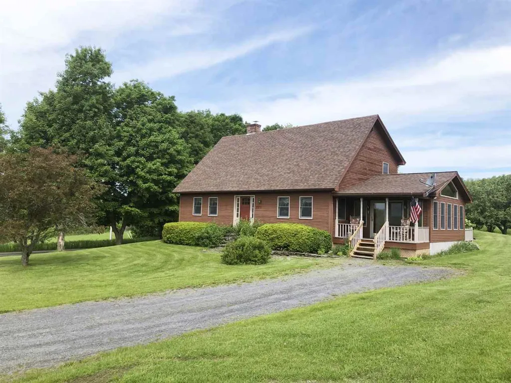 271 Maple Row Sheffield VT 05866