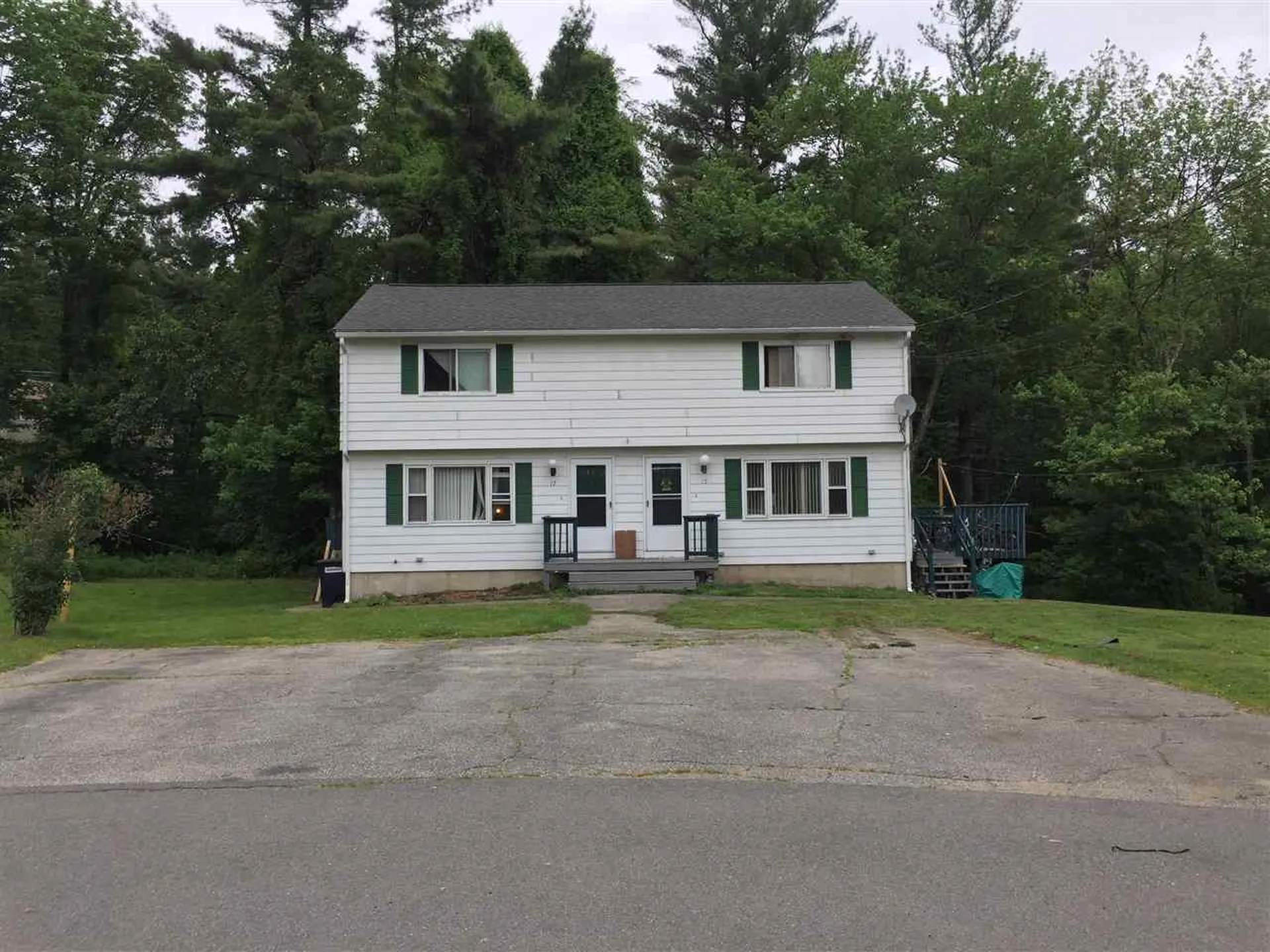 15 Sunset Circle Derry NH 03038