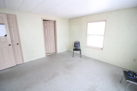 13 N Cranberry Lane Rochester NH 03867