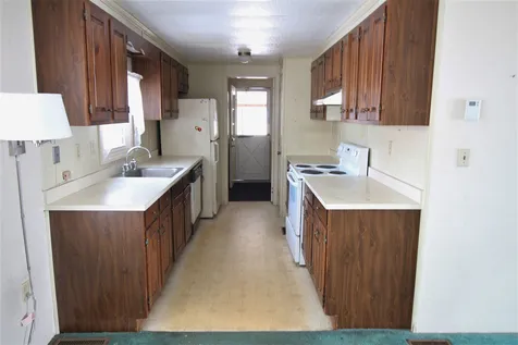 13 N Cranberry Lane Rochester NH 03867