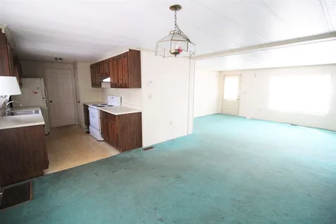 13 N Cranberry Lane Rochester NH 03867
