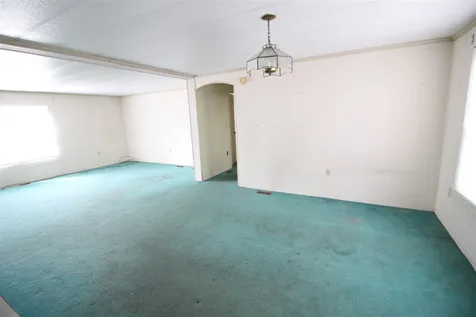 13 N Cranberry Lane Rochester NH 03867