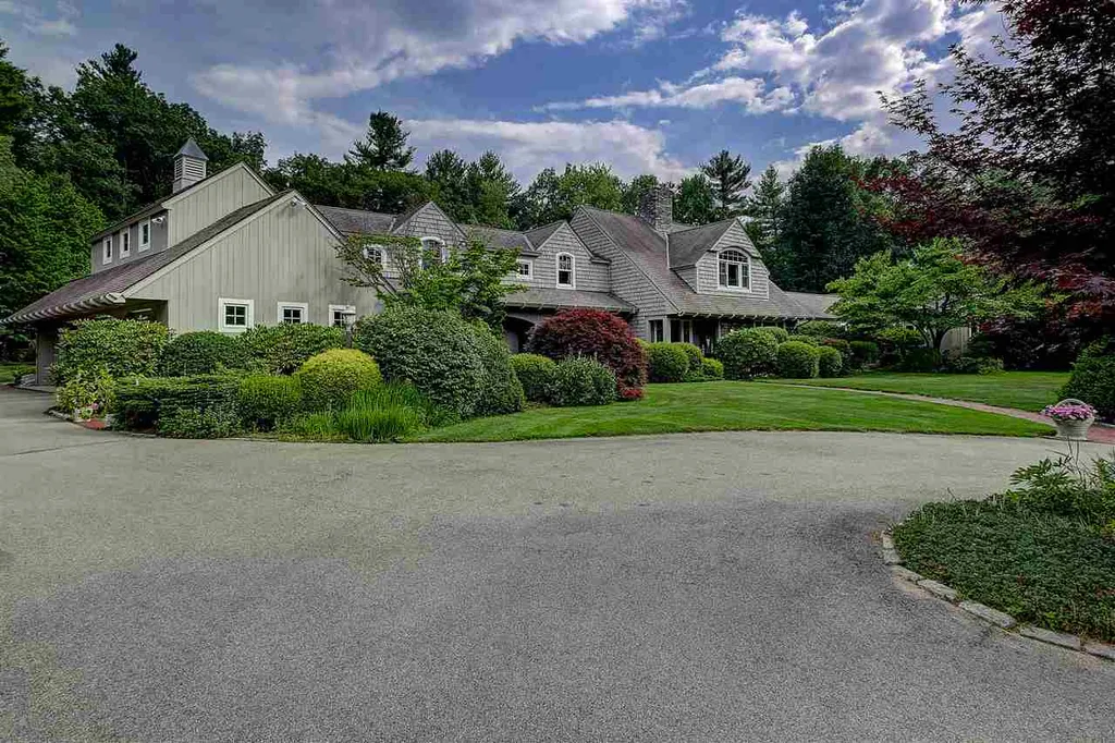 1 Colonel Wilkins Road Amherst NH 03031