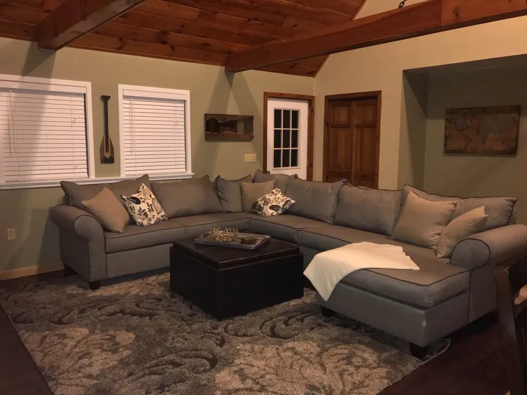 17 Stephanie Drive Alton NH 03810-4348